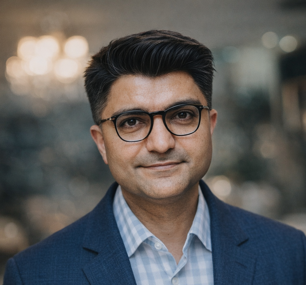 Manoj Khanna - Author photo